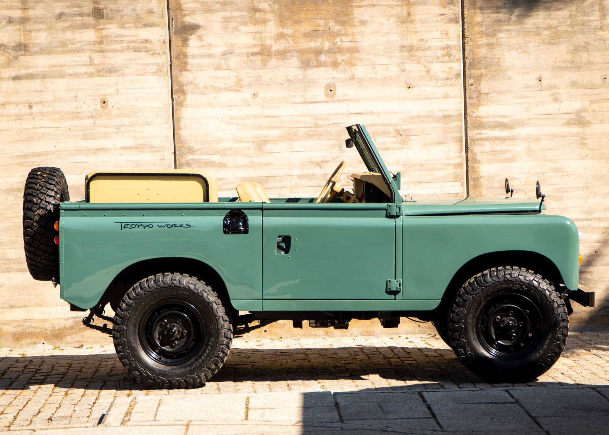 Land Rover LR Serie III 88 Earth - Troppoworks